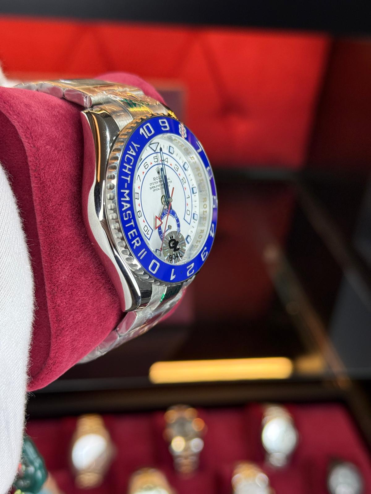 ROLEX YACH MASTER görünüm 2